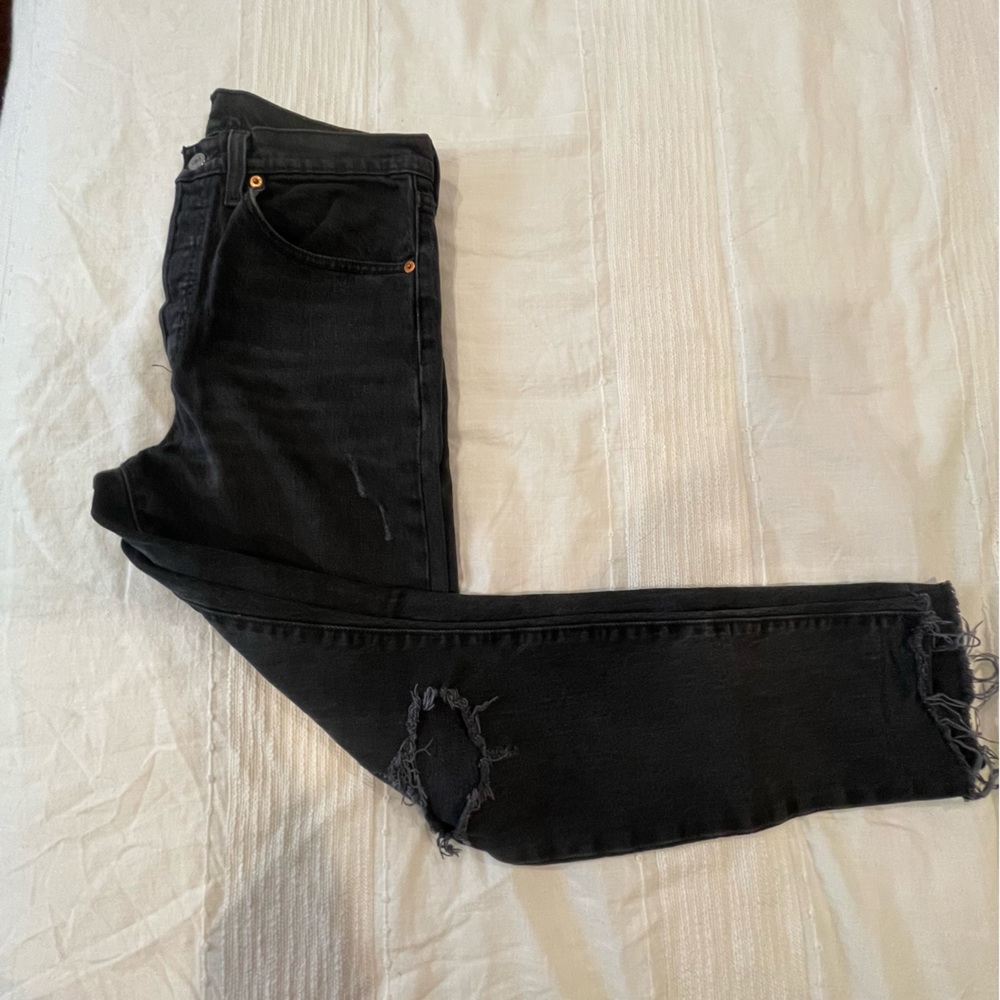 Levi’s 501 Skinny Distressed Jean